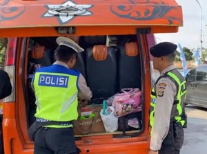 Pintu Masuk Bali Diperketat Saat Arus Balik, Anjing K-9 Dilibatkan