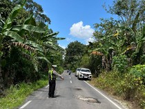 Motor Hantam Lubang, Ibu dan Balita Tewas Usai Ditabrak Mobil di OKU Timur
