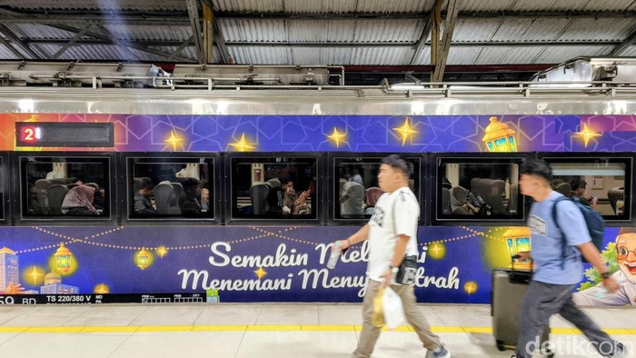 Suasana di Stasiun Bandung