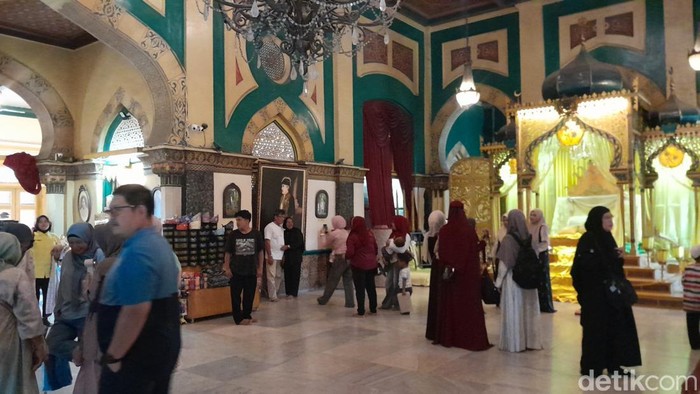 Pengunjung Istana Maimun Naik 200 Persen Selama Libur Nyepi dan Lebaran