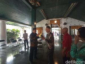 Hangatnya Open House Lebaran di Keraton Kasepuhan Cirebon