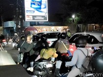 Libur Lebaran, Jalur Bedugul Menuju Denpasar Padat Petang Ini