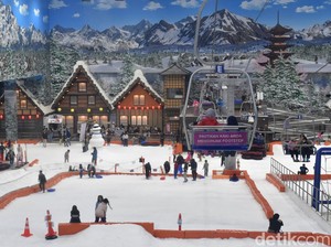 Promo Joliday Deals Trans Snow World Surabaya, Bertiga Cuma Rp 60 Ribuan!