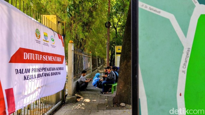 Bandung Zoo atau Kebun Binatang Bandung tutup saat libur lebaran 2026.