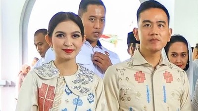 Gaya 2 Menantu Jokowi di Open House Lebaran Prabowo, Curi Perhatian!
