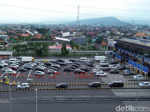 Kebiasaan Sepele tapi Bikin Pintu Tol Macet