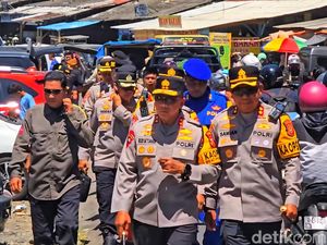 Dari Helikopter, Kapolda Jabar Jalan Kaki Pantau Wisata Karang Hawu
