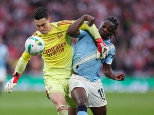 Arsenal Dibantai City, Saka & Kepa Dihujat Brutal!