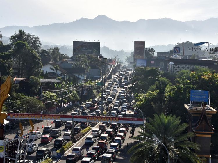 Bingkai Sepekan: Euforia Lebaran, Arus Balik dan Wisata Meledak
