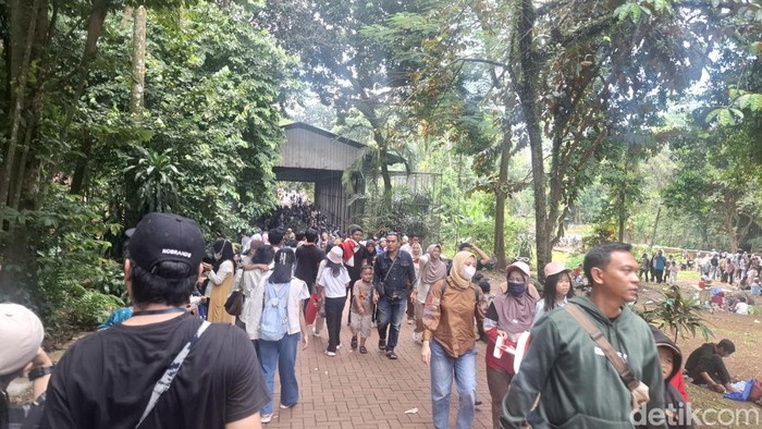 Kondisi Ragunan di H+2 Lebaran 2026, Senin (23/3/2026).
