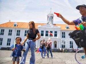 Kota Tua Jakarta Diserbu Wisatawan Saat Libur Lebaran