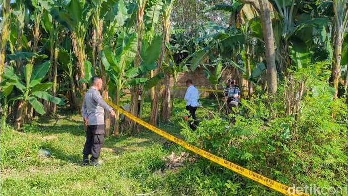 Lokasi petasan meledak lukai dua perakitnya di Kota Pekalongan, Senin (23/3/2026).