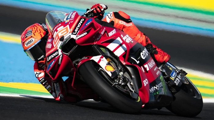 Marc Marquez berhasil memenangkan sprint race MotoGP Spanyol 2026. Berikut klasemen sementara usai balapan tersebut!