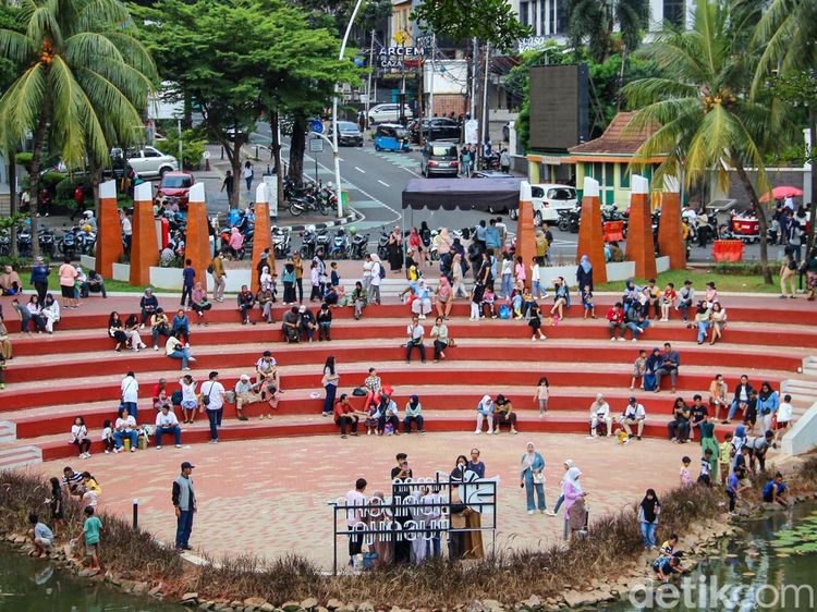 Rekreasi Gratis, Taman Bendera Pusaka Jadi Primadona Lebaran