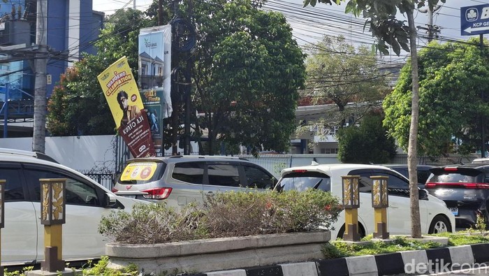 Ruas Jalan Gejayan, Sleman, Senin (23/3/2026) pukul 14.30 WIB ramai lancar.