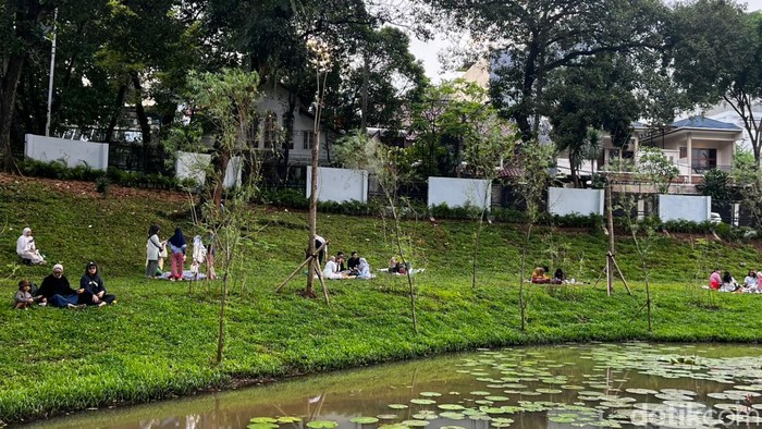 Suasana Taman Bendera Pusaka jadi destinasi wisata baru di libur Lebaran. (Ondang/detikcom)