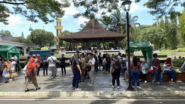 Suasana TMII, Jaktim pada H+2 Lebaran 2026.