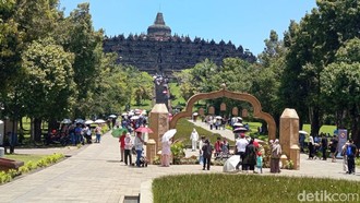 Candi Borobudur Genap Berusia 1.202 Tahun