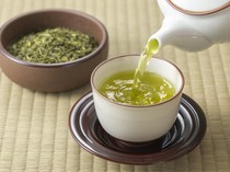 Kopi atau Teh Hijau, Mana yang Lebih Ampuh untuk Pangkas Berat Badan?