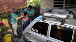 Bensin Langka, Mobil Berbahan Bakar Arang Jadi Solusi