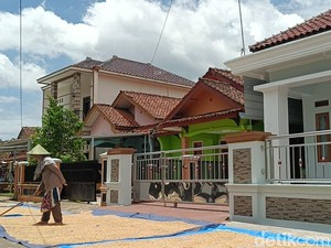 Elitnya Kampung Sultan di Ujung Cilacap, Hasil Perantau Juragan Kelontong