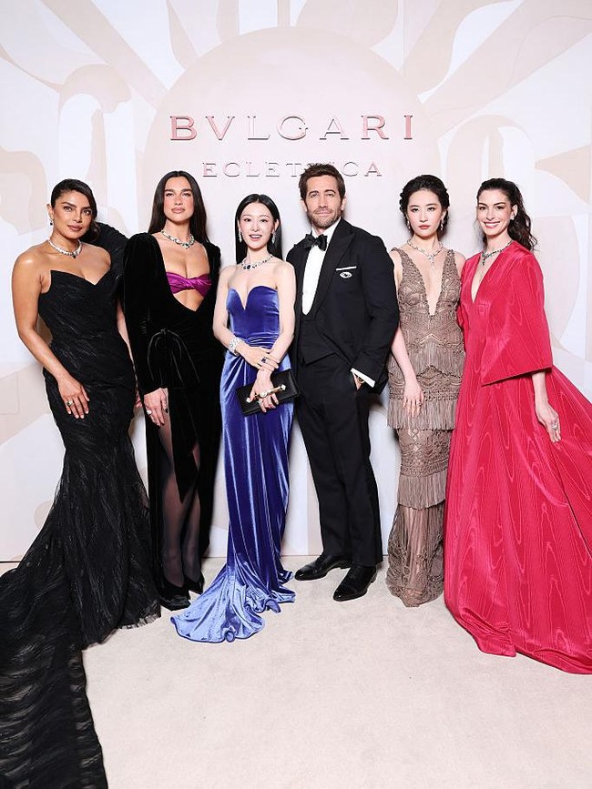 Foto: Gemerlap Gaya Seleb Dunia di Acara Bvlgari, Dua Lipa Hingga Liu Yifei