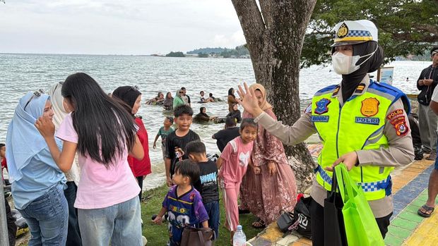 Kapolda Sultra Irjen Didik Agung Widjanarko melakukan patroli pemantauan arus balik dan lokasi wisata setelah Hari Raya Idul Fitri 1447 Hijriah. Dokuen Istimewa