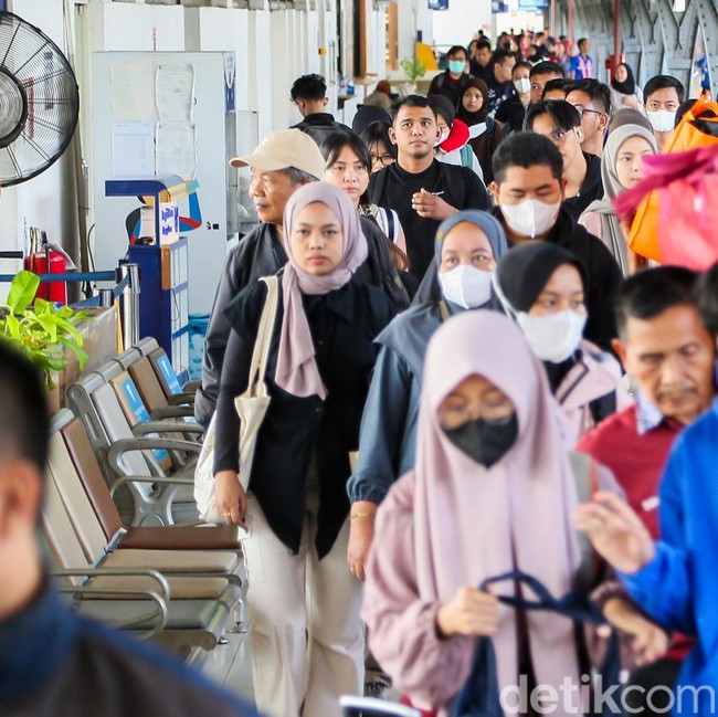 Arus Balik Lebaran via Kereta Api, Lebih dari 52 Ribu Pemudik Tiba di Jakarta