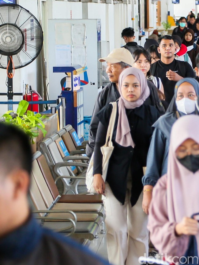 Arus Balik Lebaran via Kereta Api, Lebih dari 52 Ribu Pemudik Tiba di Jakarta