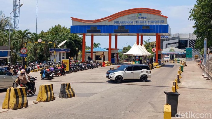 Pelabuhan ASDP Telaga Punggur.