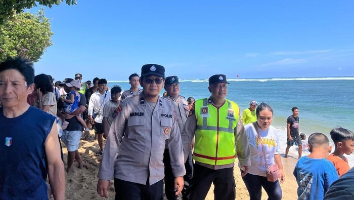 Petugas tingkatkan pengamanan di obyek wisata pantai Malang Selatan