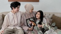 Di sisi lain, Richa Novisha mesti bahagia menyambut Lebaran bersama kedua anak. (Foto: dok Instagram richaiskak)