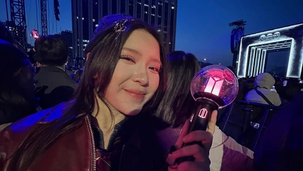 Tiara Andini Nangis Nonton Konser Comeback BTS di Seoul: 1 Jam Paling Berharga