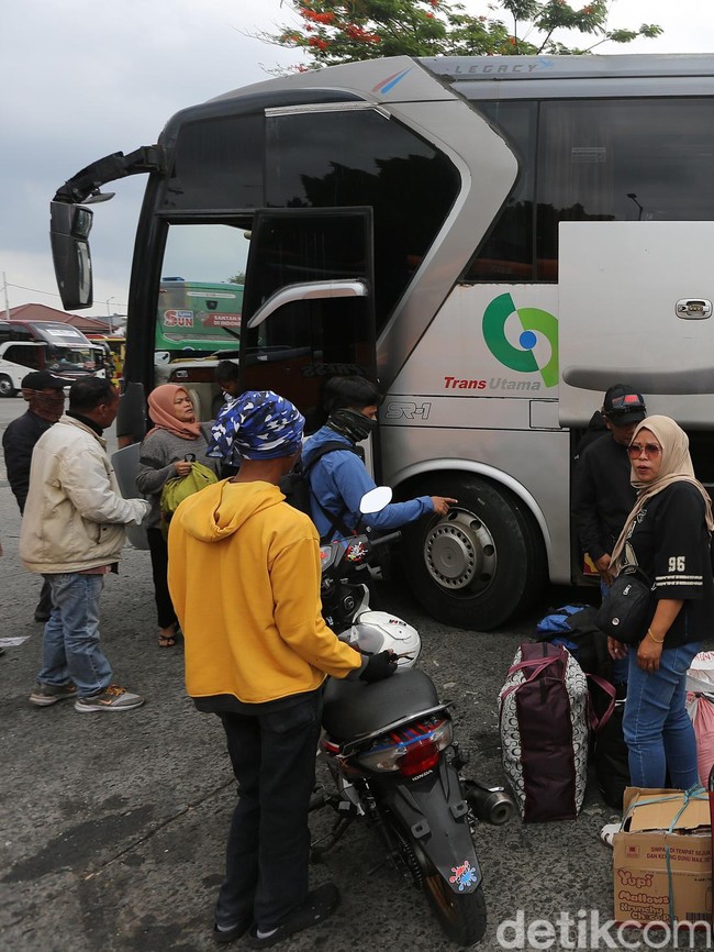 Arus Balik di Terminal Kalideres Meningkat