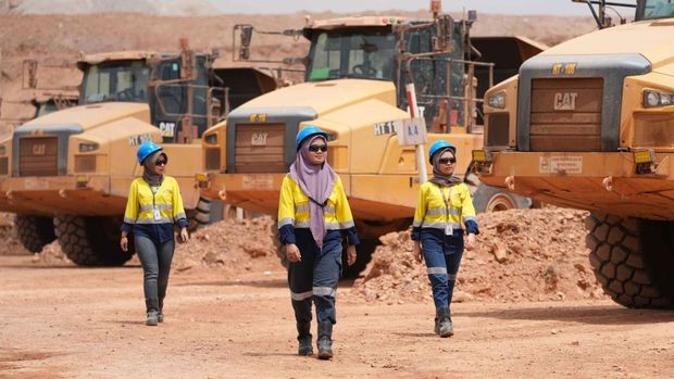 Dok Merdeka Copper Gold Tbk (MDKA)