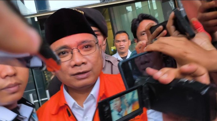 KPK Perpanjang Masa Penahanan Eks Menag Yaqut di Rutan