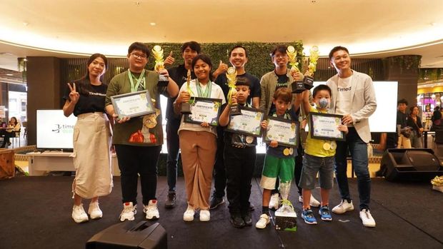 I Gede Kelvin Narendra Van Veggel, bocah penyintas disleksia asal Bali yang menjadi The Best Animation Award 2025 dalam ajang International Scratch Olympiad. (Foto: Dok. Istimewa) I Gede Kelvin Narendra Van Veggel, bocah penyintas disleksia asal Bali yang menjadi The Best Animation Award 2025 dalam ajang International Scratch Olympiad. (Foto: Dok. Istimewa)