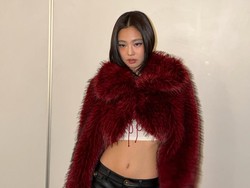 Viral Gaya Seksi Jennie BLACKPINK Pamer Perut Ramping di ComplexCon Hong Kong