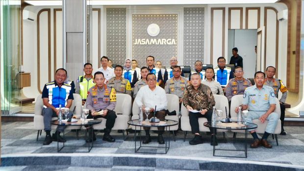 Kapolri Tinjau JMTC Bekasi