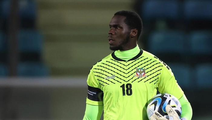 Kiper Kitts dan Nevis, Julani Archibald