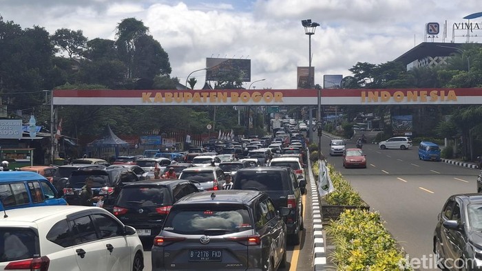 Lalu Lintas Menuju Puncak Bogor