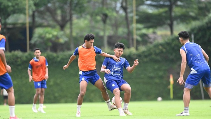 Skuad PSIS menjalani latihan di Boyolali, Rabu (25/3/2026).