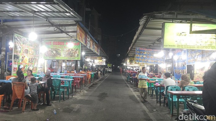 Lokasi yang menjual makanan khas India di Kota Medan.