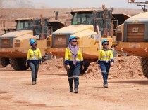 MDKA Perkuat Peran Perempuan dalam Transformasi Industri Tambang