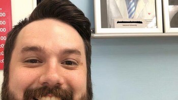 Kemiripannya bukan sekadar mirip biasa, tapi sampai bikin merinding dan terasa seperti dunia sedang mengalami error layaknya glitch dalam sistem. Foto: Boredpanda