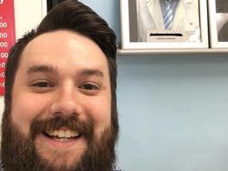 Kayak Dunia Error! Orang Ketemu Kembaran Bikin Merinding