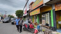 Momentum Lebaran dan arus balik menjadi puncak penjualan wingko setiap tahunnya. Meski produksi meningkat tajam.