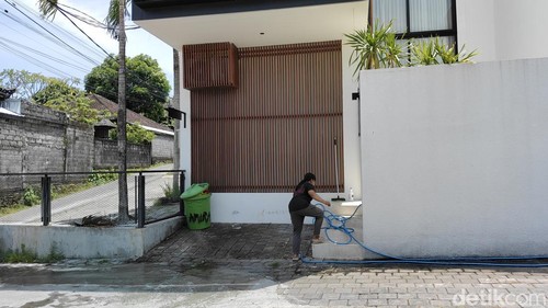 Penampakan area vila, lokasi penganiayaan hingga menewaskan WN Belanda di Kerobokan, Kuta Utara, Badung, Rabu (25/3/2026).