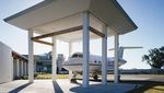 Intip Jeroan Rumah John Travolta yang Punya Bandara Pribadi di Halamannya Intip Jeroan Rumah John Travolta yang Punya Bandara Pribadi di Halamannya
