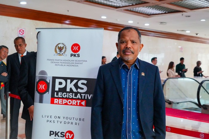 Sekretaris Fraksi PKS MPR RI Johan Rosihan